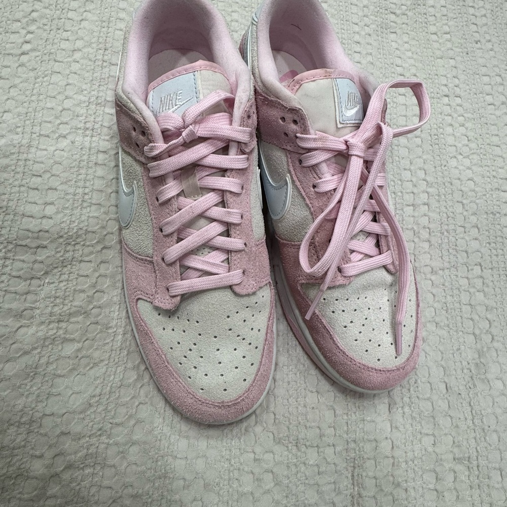 Nike Dunk Low LX Women's Pink Foam - Picture 2 of 8